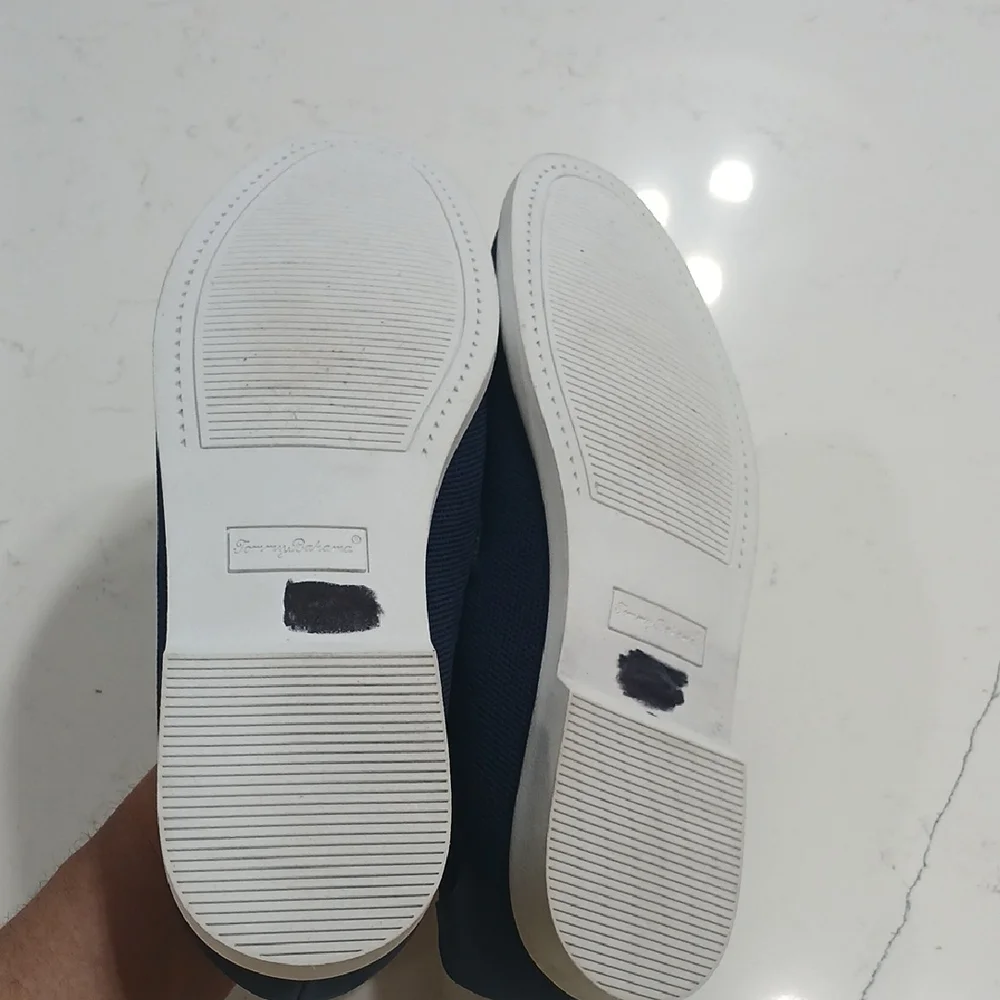 Tommy Bahama Blue and White Slip-On Loafers Sz 9 Without Tag Or Box